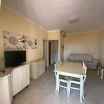 Residential Villaggio Innamorata 아파트호텔 3*
